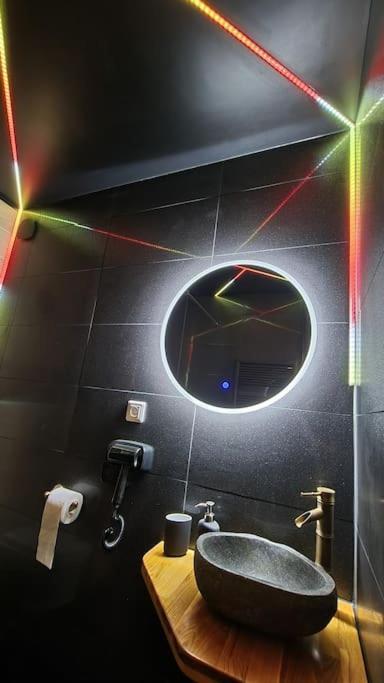 ستراسبورغ Royalspa Luxueux Appartement Avec Spa المظهر الخارجي الصورة